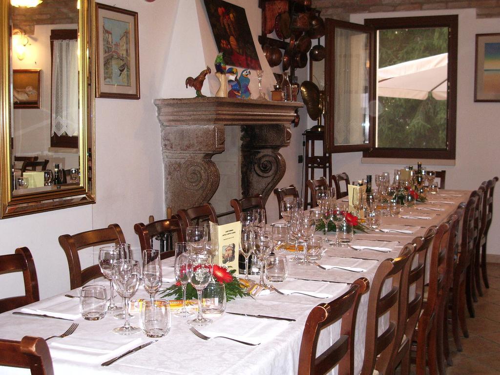 Agriturismo Antica Corte Cason Ronco all'Adige Ngoại thất bức ảnh